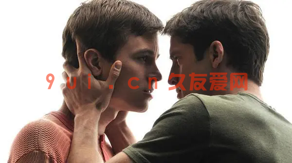 男生出现这四大特征，可能就有同性恋的趋势！